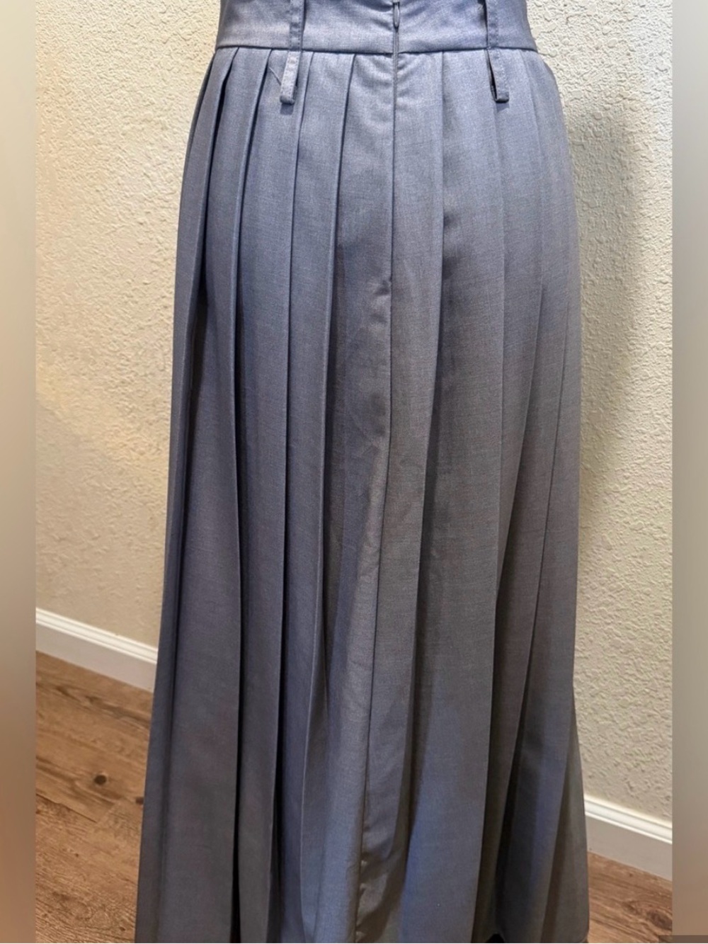 Gray Pleated Midi Skirt with a High Slit - Picture 7 of 7